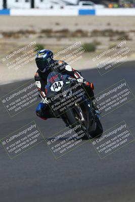 media/Oct-12-2025-CRA (Sun) [[e621380112]]/Races/Race 8/